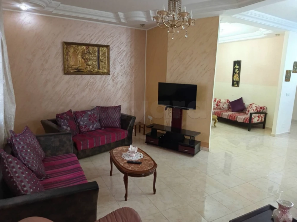 A louer pour l'année scolaire : une agréable maison s+2 au RDC à corniche Bizerte