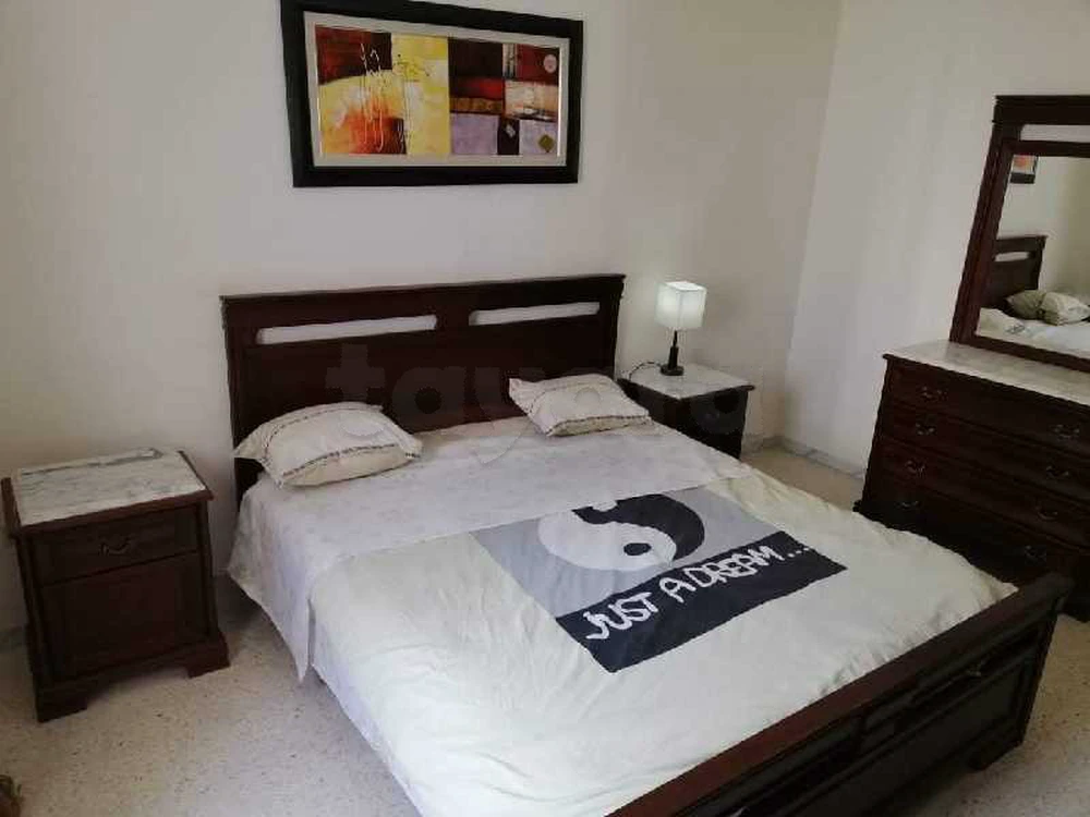 location appartement meublé par jour trois chambres salon à Tunis route la Marsa cité les palmeraies Aouina appartement stérilisé hygiène