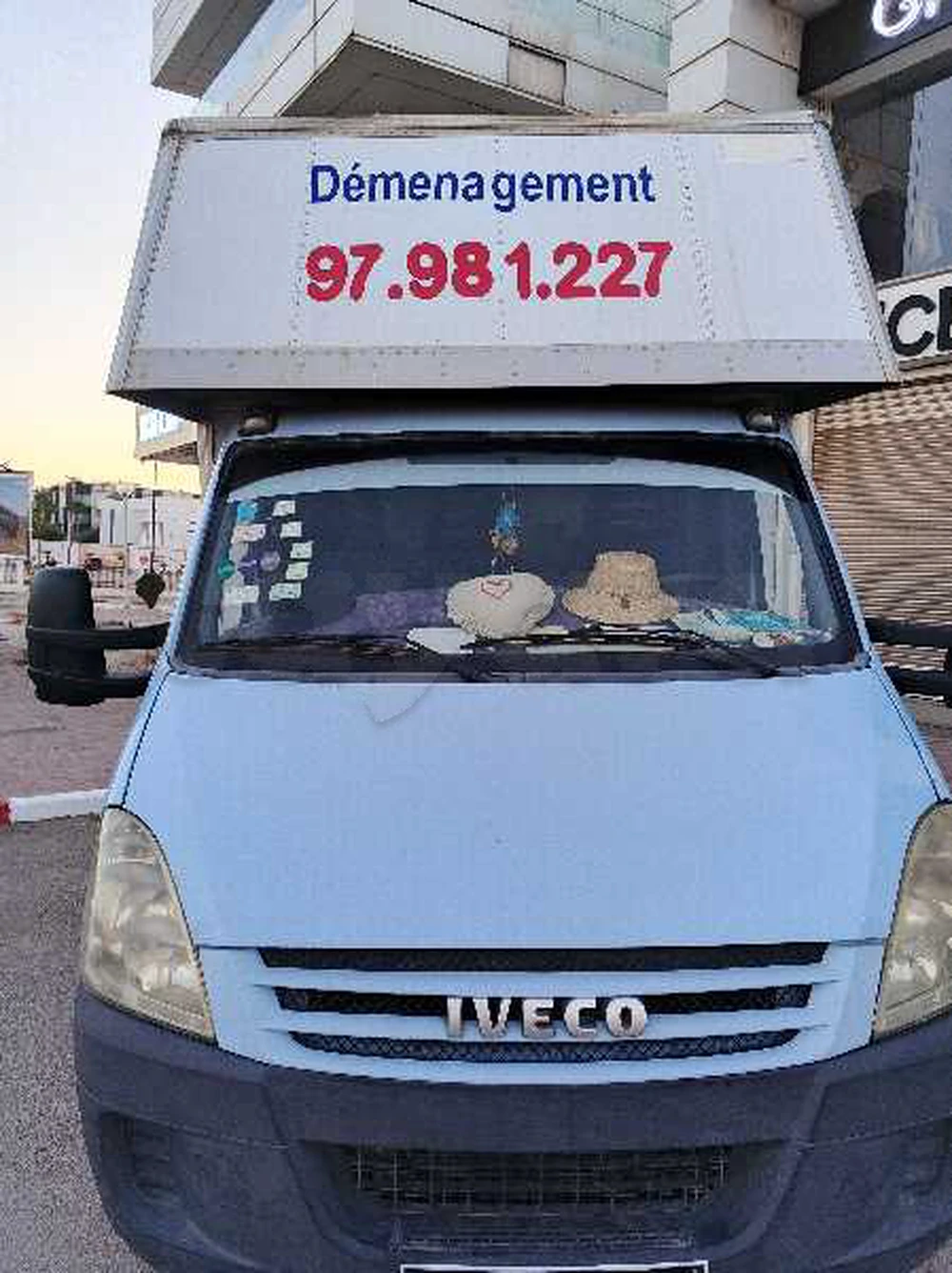 service déménagement 97981227 transporteur