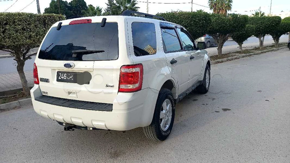 Carte voiture Ford Escape