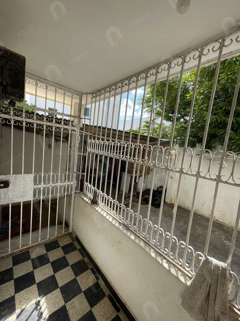 A vendre villa S+6 au coeur de bardo