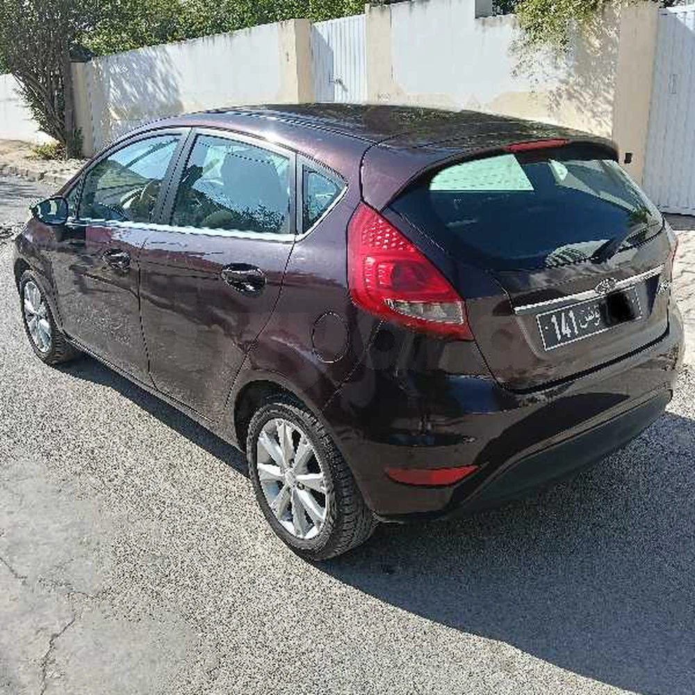 Carte voiture Ford Fiesta