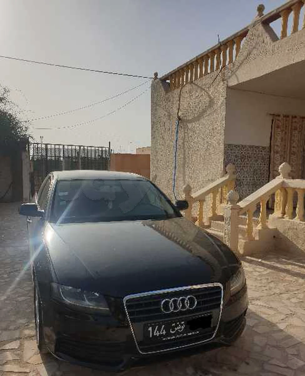 Carte voiture Audi A4