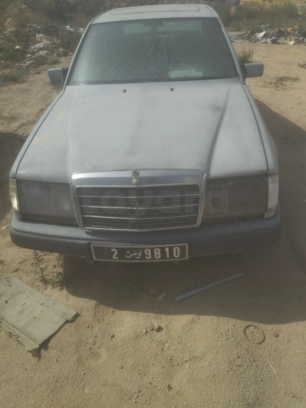 Mercedes-Benz 230