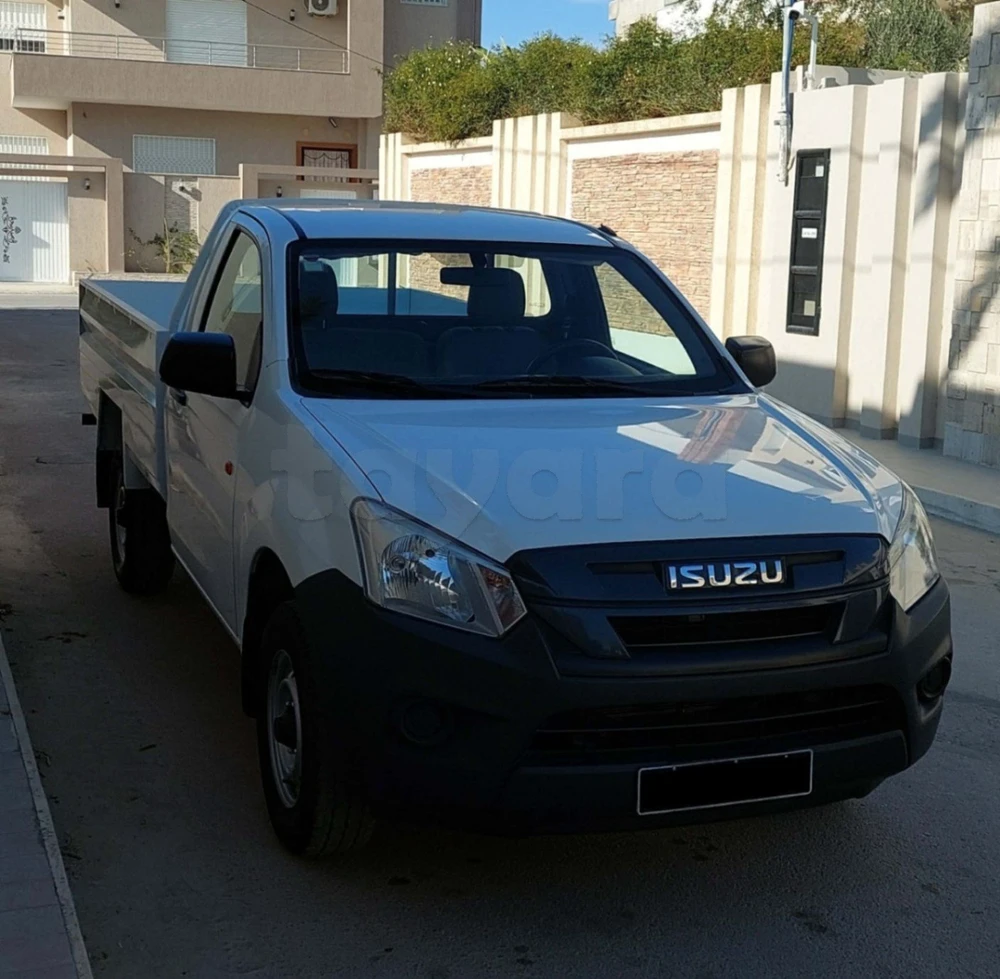 Carte voiture Isuzu D-Max