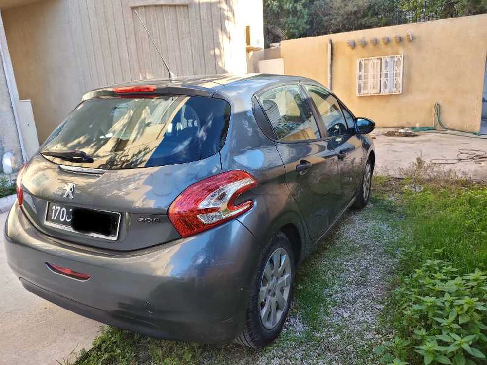 Carte voiture Peugeot 208