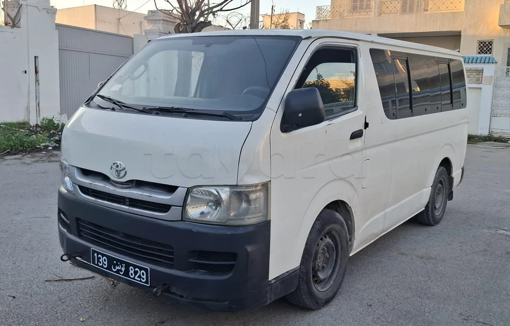 Carte voiture Toyota Hiace