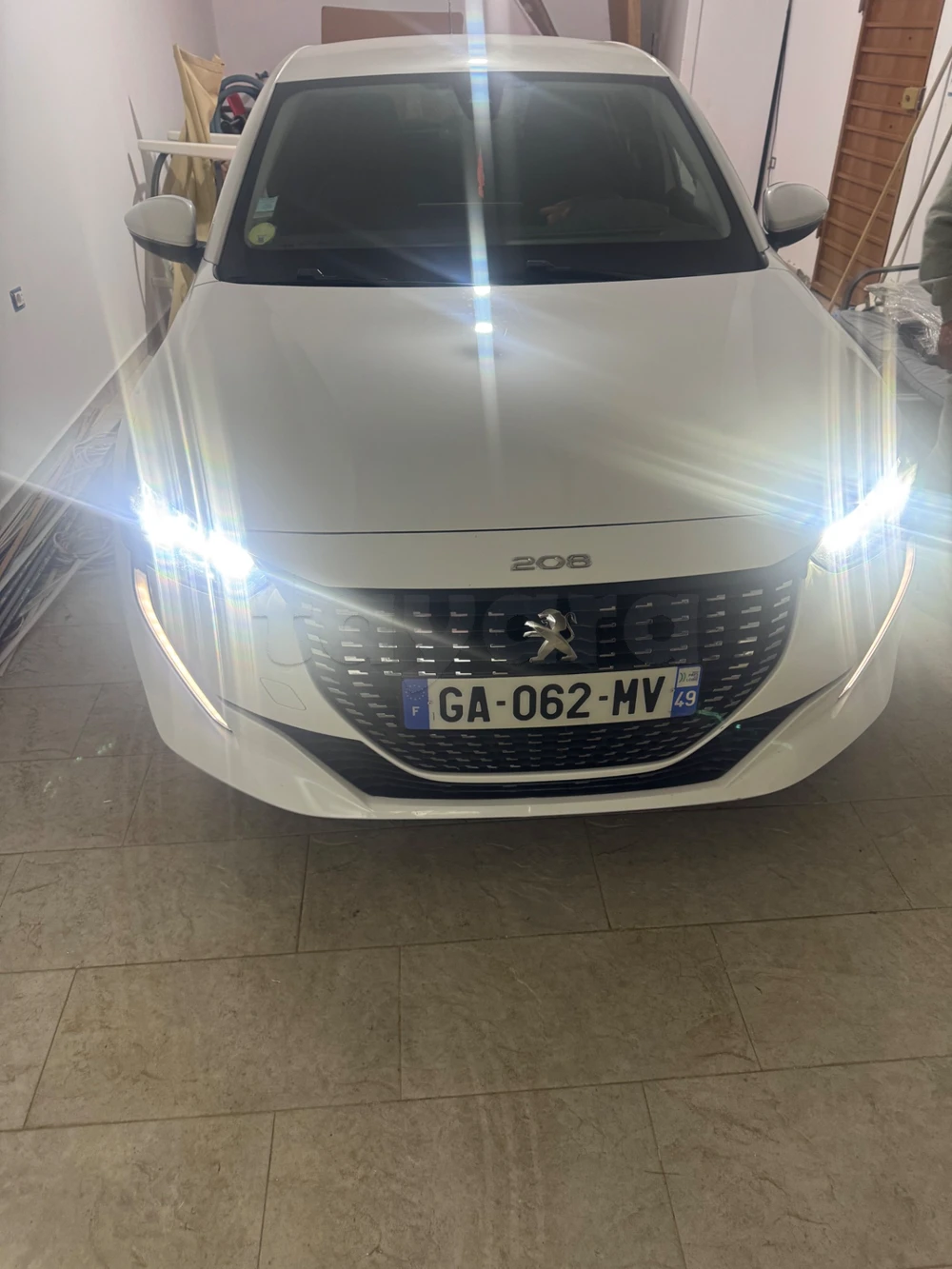 Carte voiture Peugeot 208