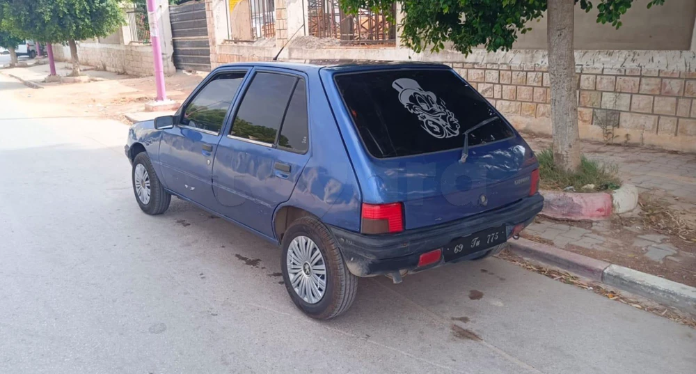 Peugeot 205