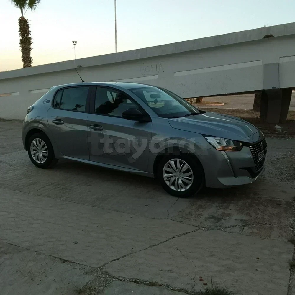 Carte voiture Peugeot 208