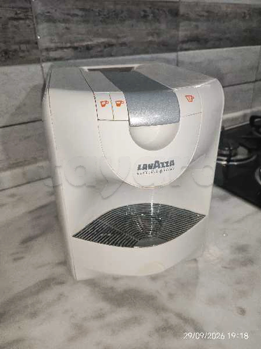☕ MACHINE À CAFÉ LAVAZZA ESPRESSO POINT avec 10 capsules gratuites