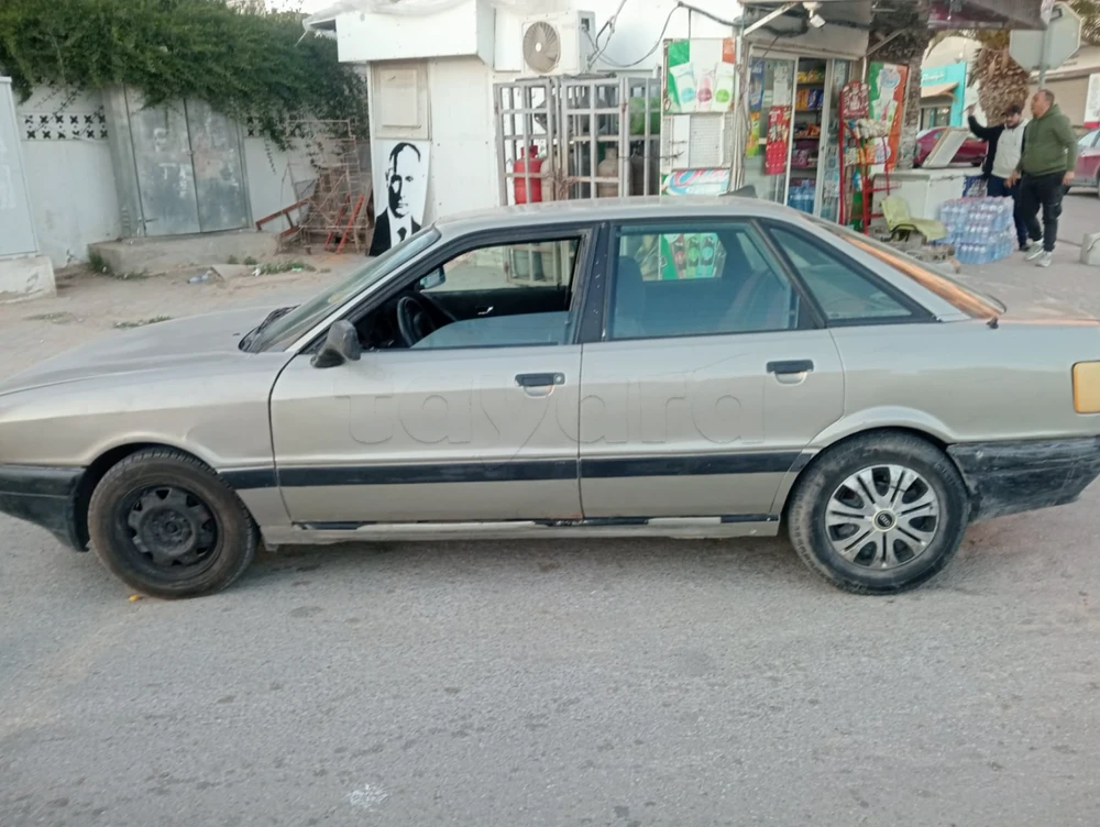 Carte voiture Audi 80