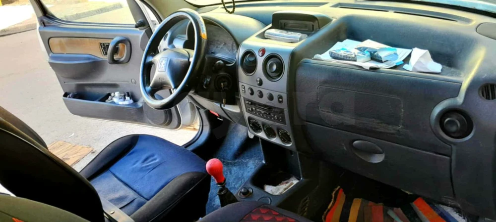 Carte voiture Peugeot Partner