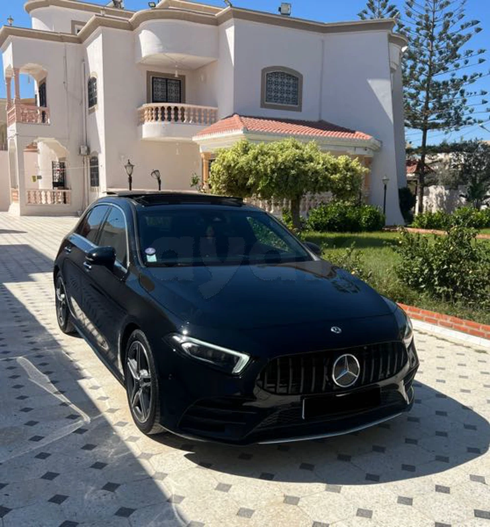 Carte voiture Mercedes-Benz Classe A