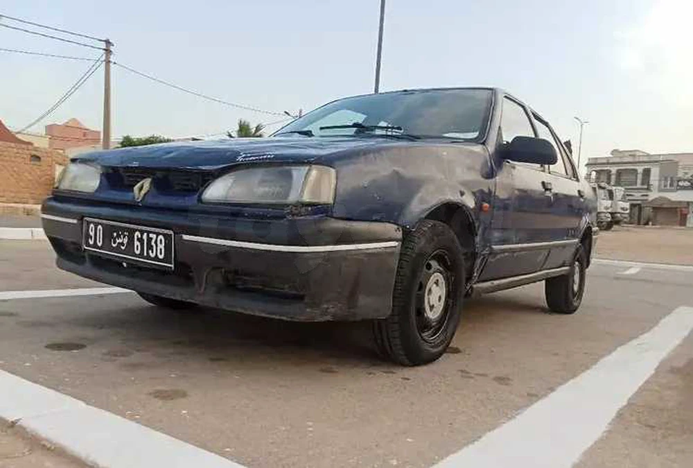Renault 19