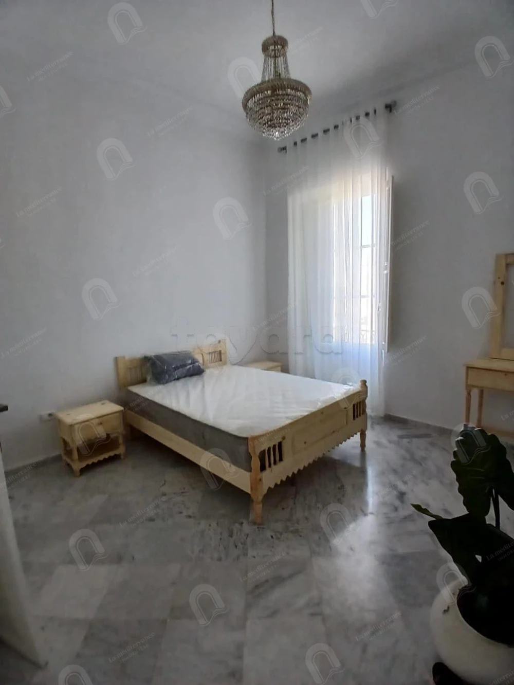 A louer appartement S+4 au centre ville