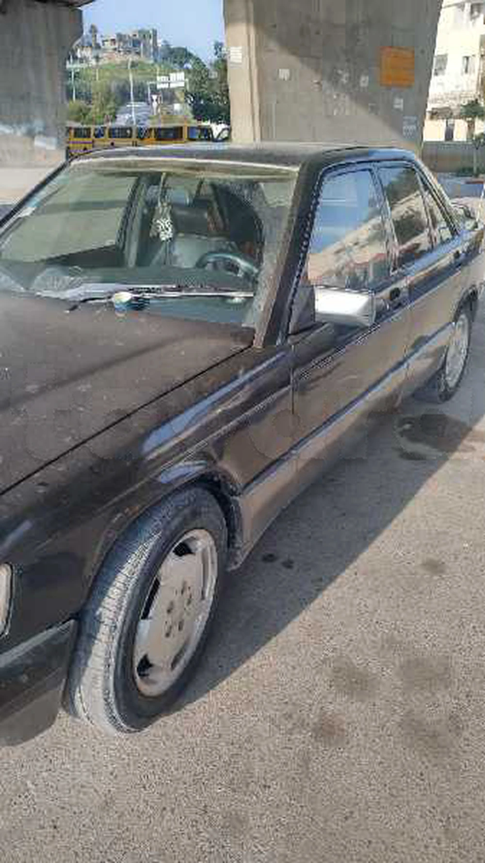 Mercedes-Benz 190