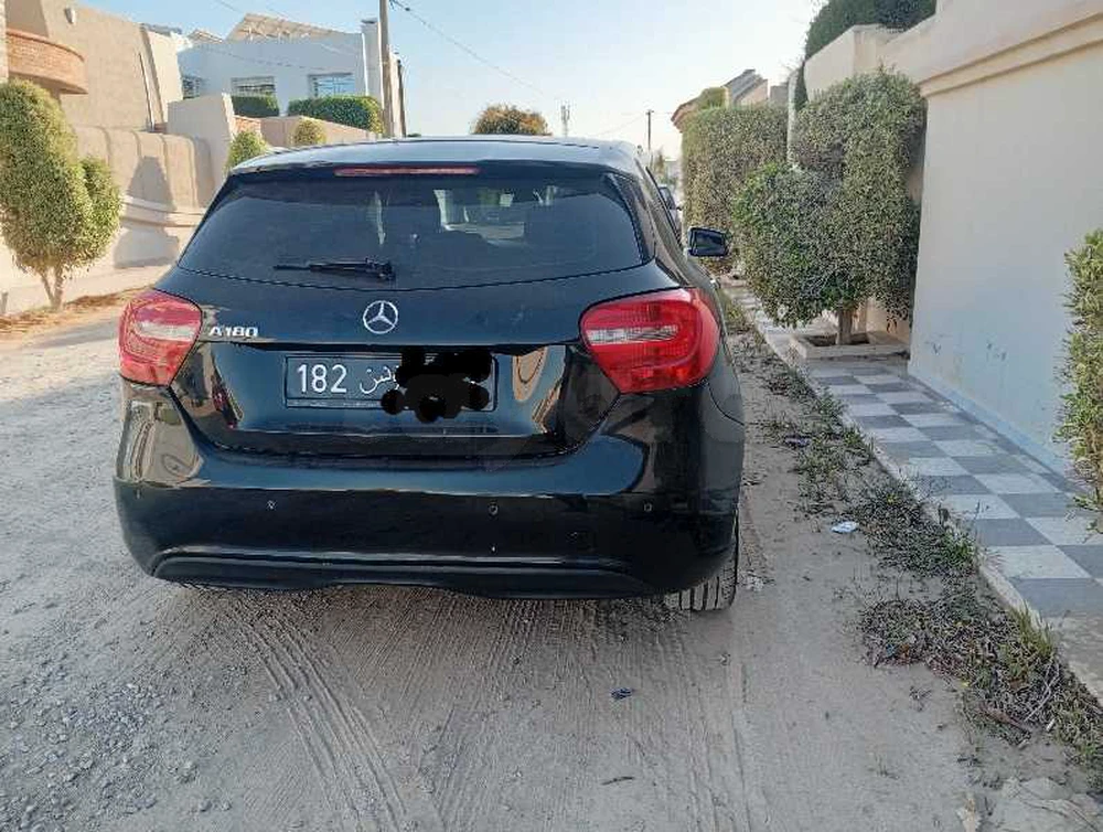 Carte voiture Mercedes-Benz Classe A