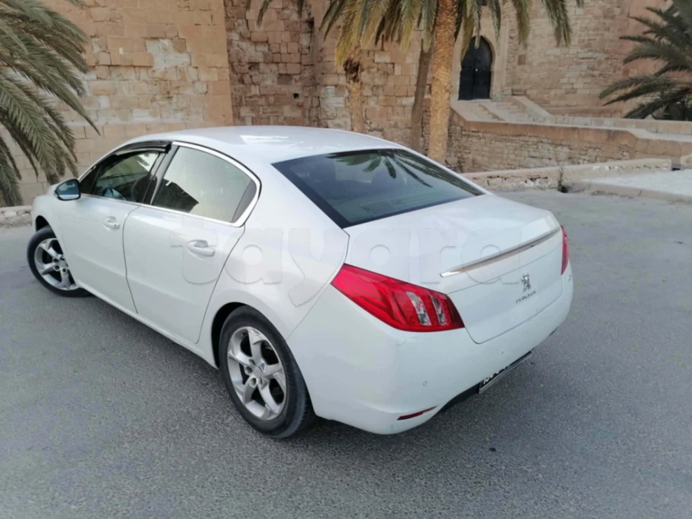 Carte voiture Peugeot 508