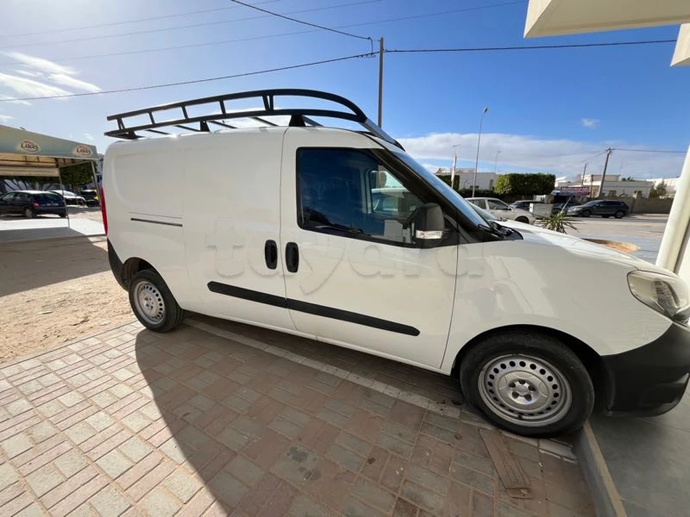 Carte voiture Fiat Doblo