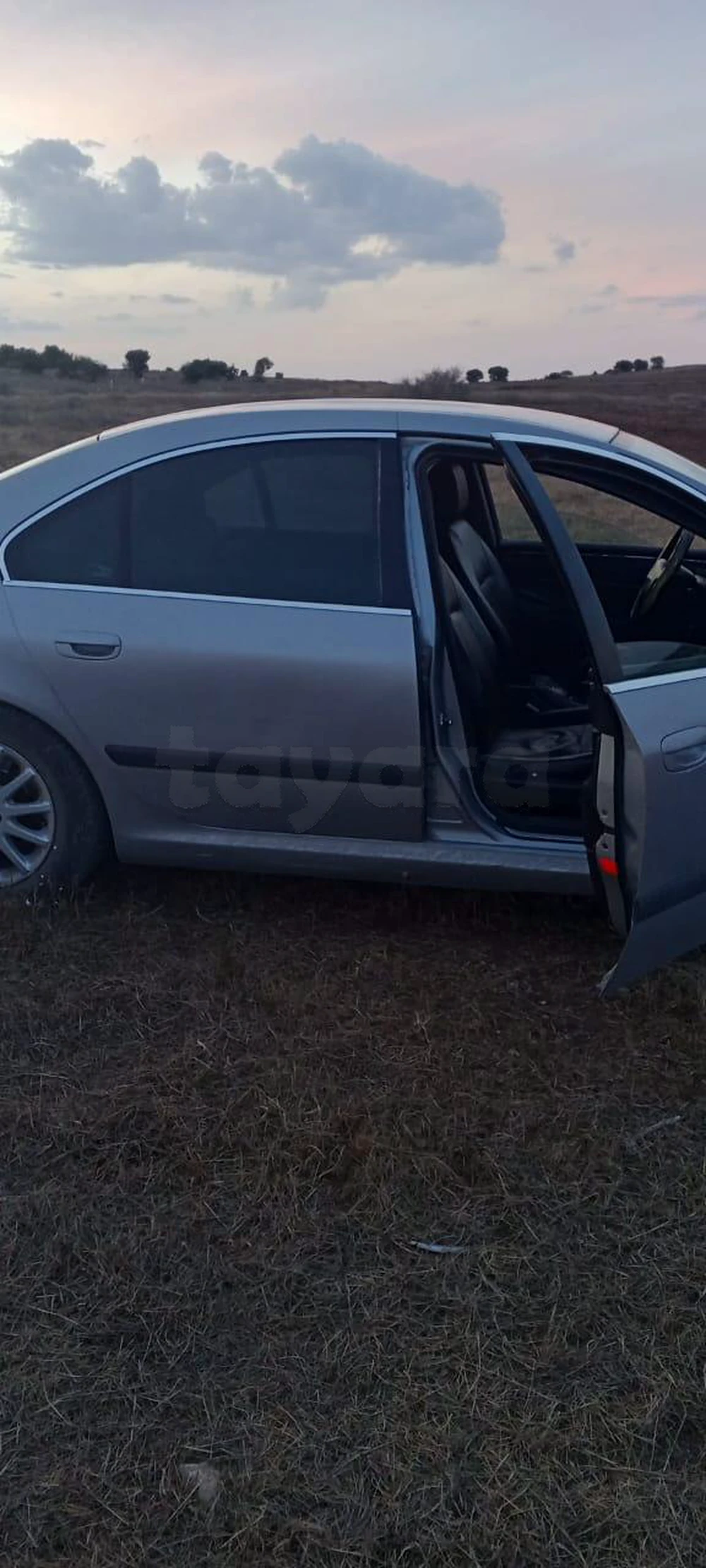 Peugeot 607