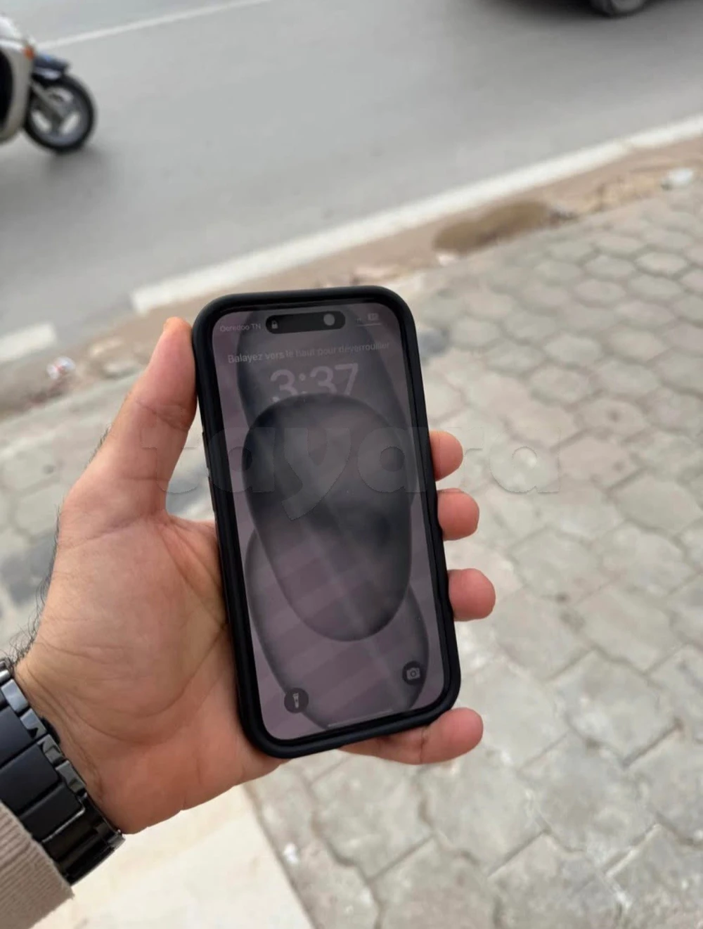 Iphone 15 en bonne état