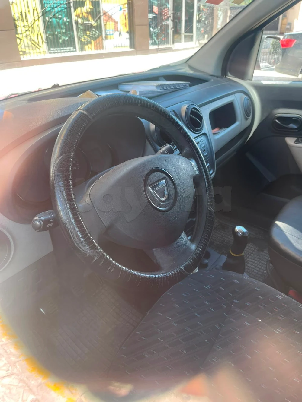 Carte voiture Dacia Dokker
