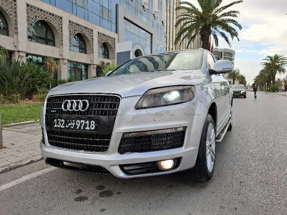 Carte voiture Audi Q7