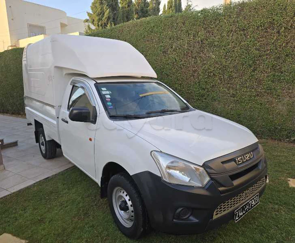 Carte voiture Isuzu D-Max