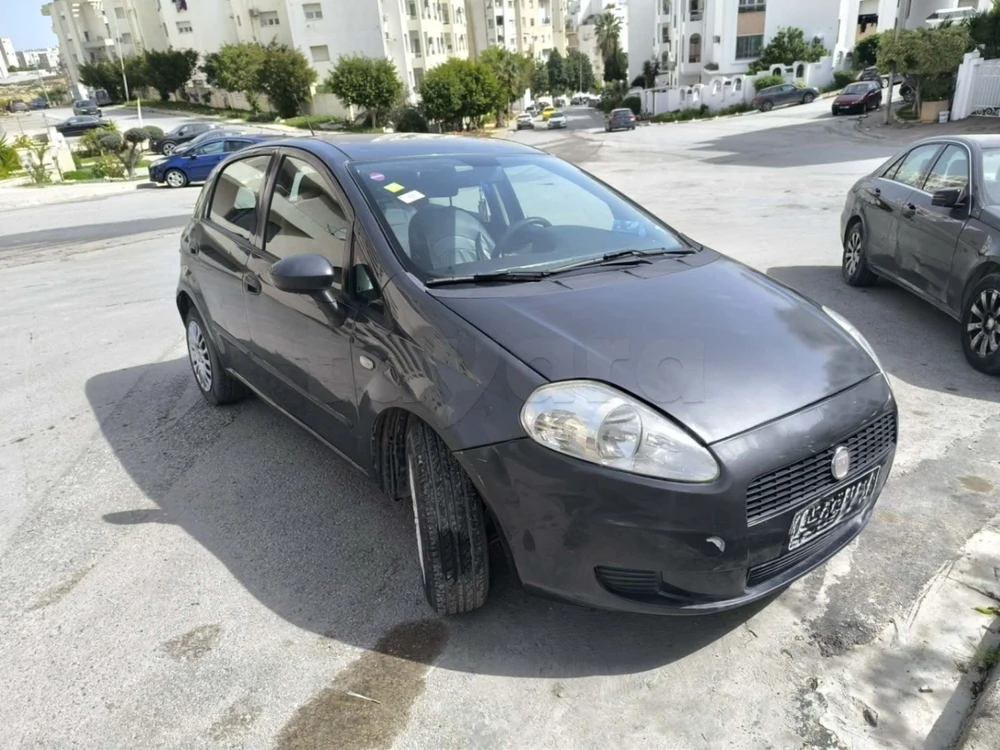 Carte voiture Fiat Grande Punto