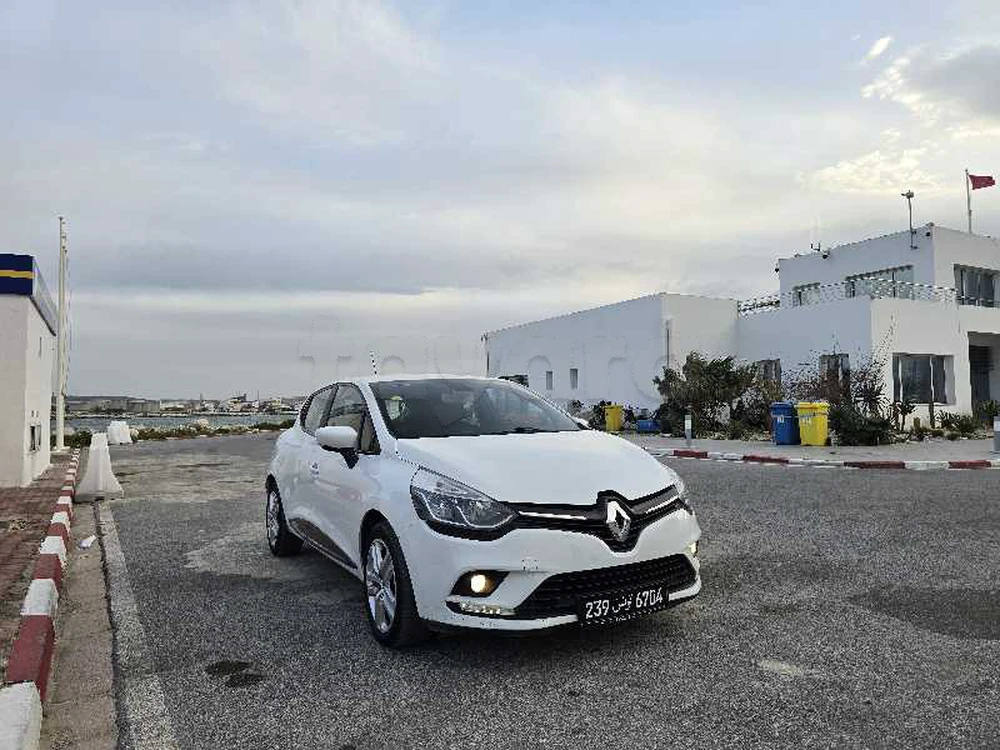 Carte voiture Renault Clio