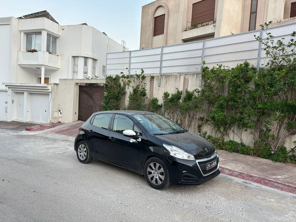 Carte voiture Peugeot 208