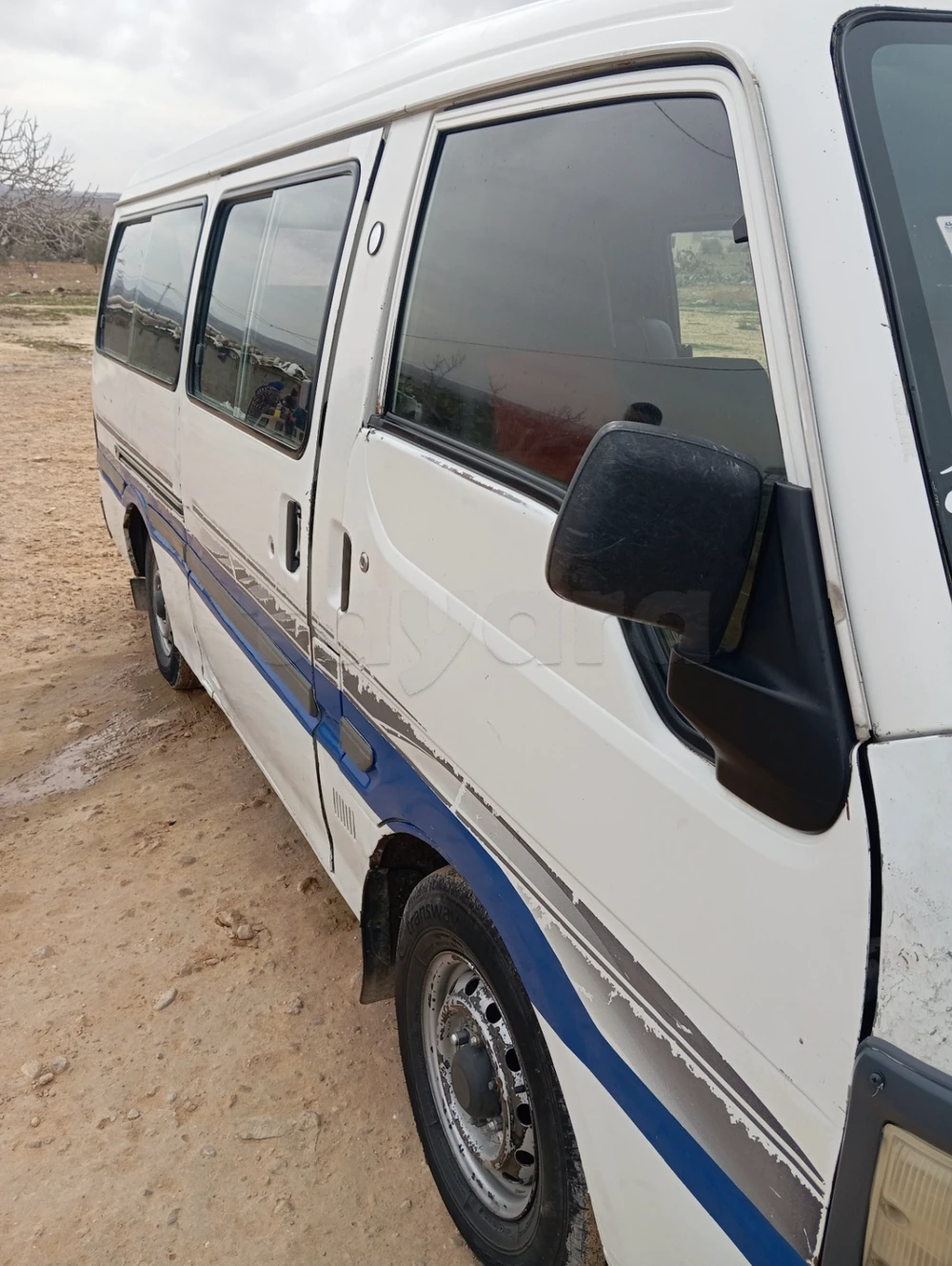 Mazda E2000