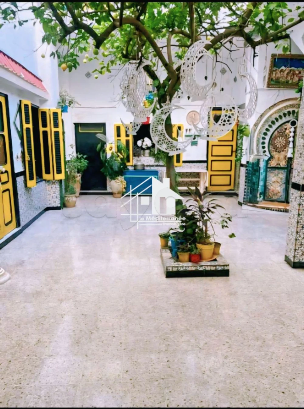 A vendre maison style arabesque au centre ville ,Tunis