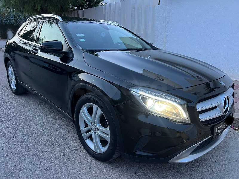 Carte voiture Mercedes-Benz Classe GLA