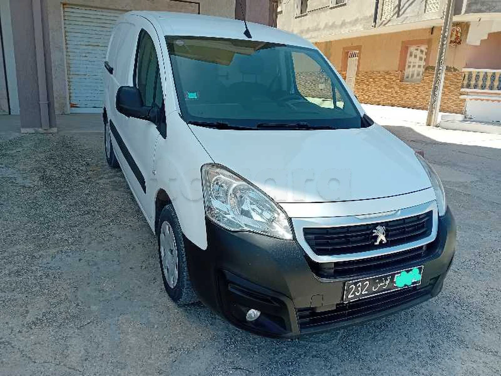 Carte voiture Peugeot Partner