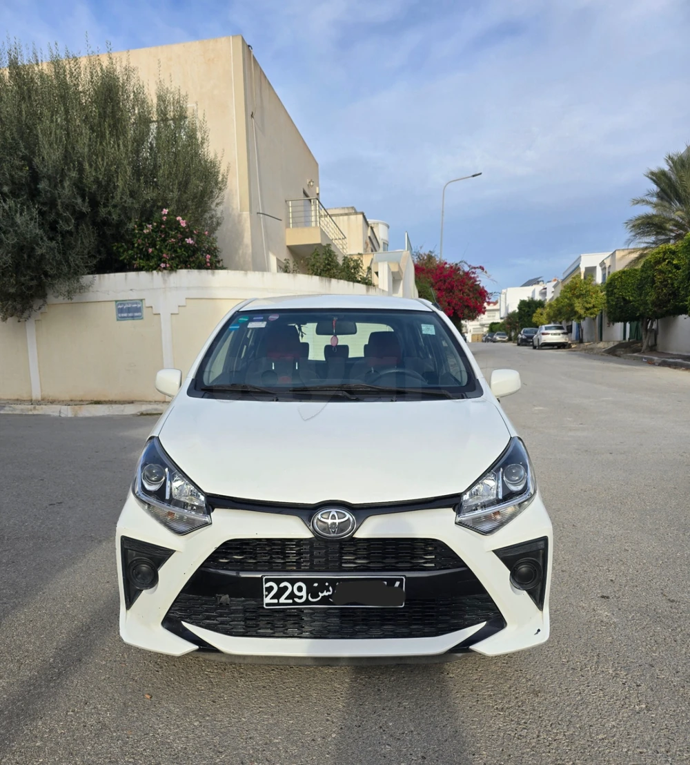 Carte voiture Toyota Yaris