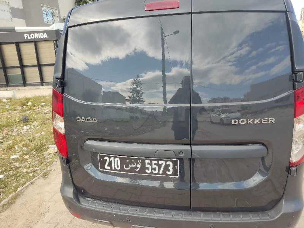Carte voiture Dacia Dokker