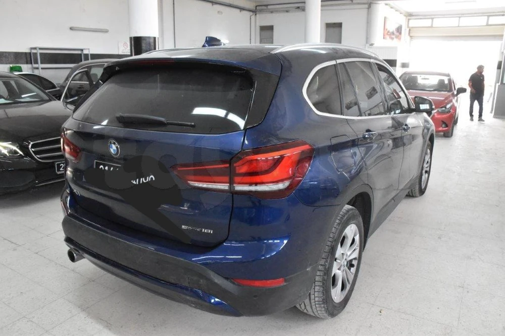 Carte voiture BMW X1