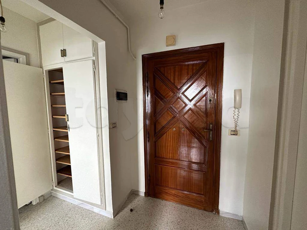 Très Bel appartement à vue dégagée sur Tunis centre - Widok 6