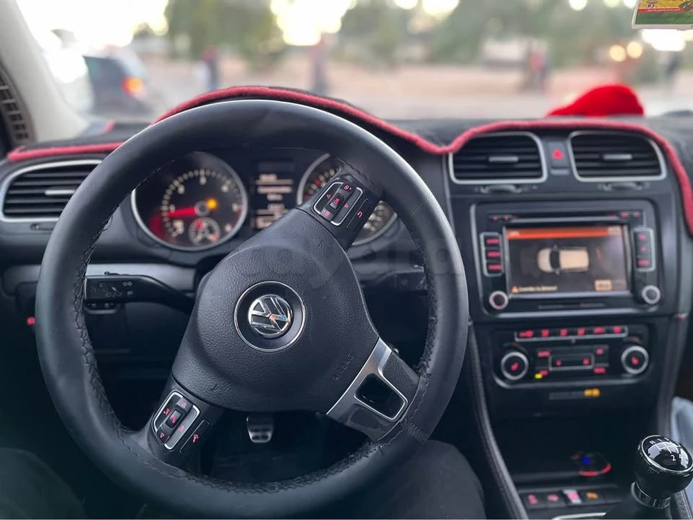 Carte voiture Volkswagen Golf 6