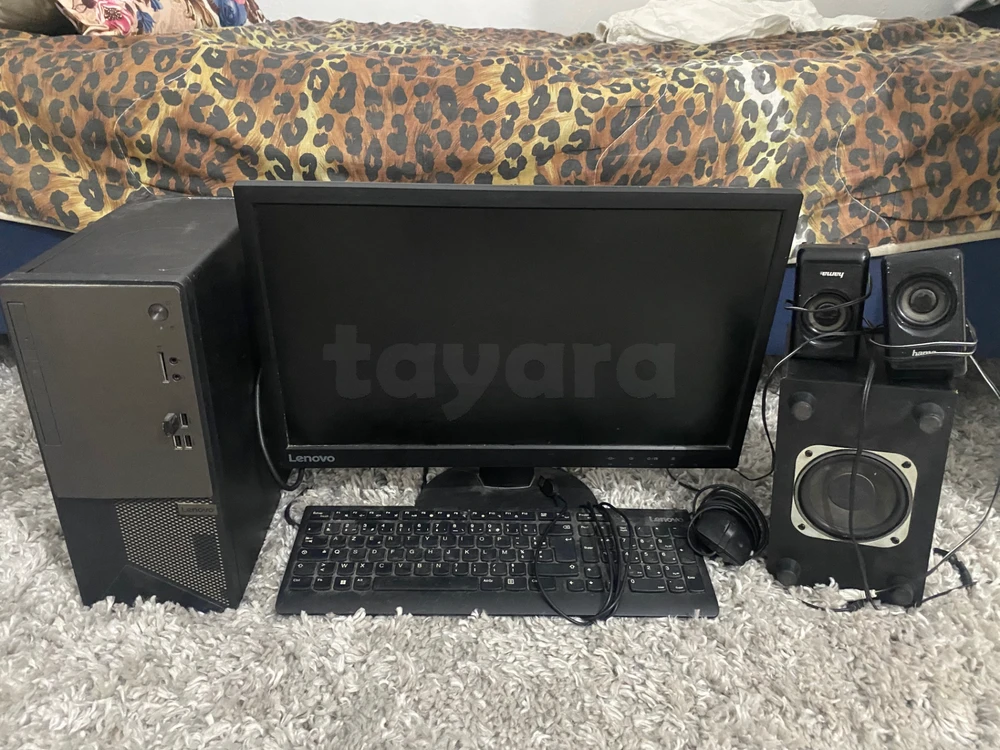 Pc complet +ècran+accessoires 660