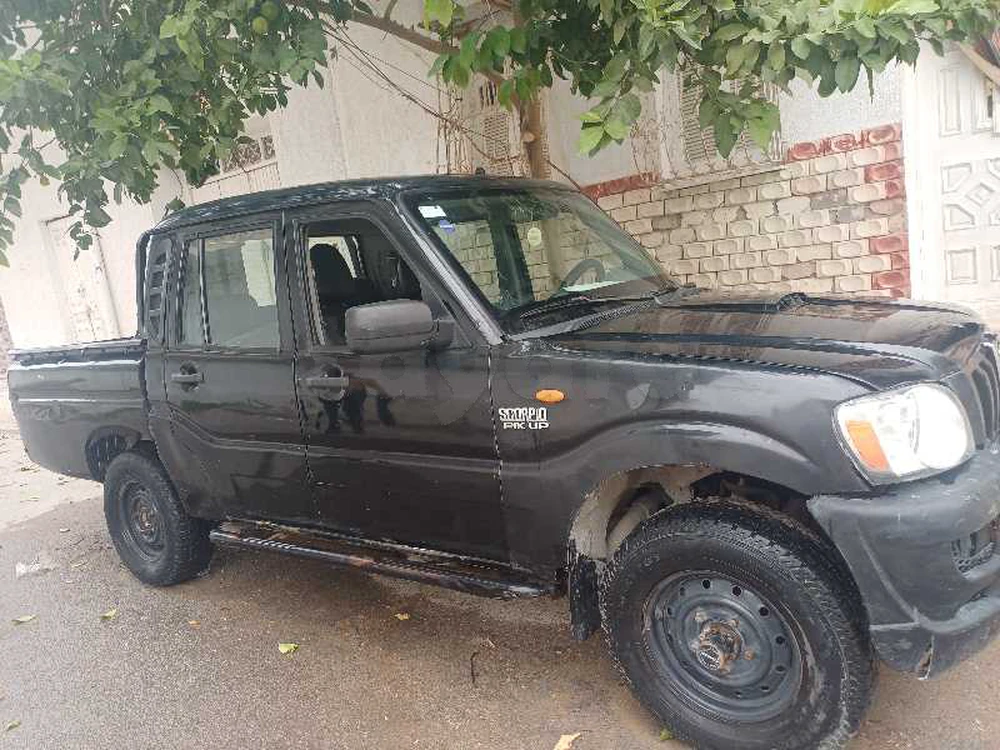 Carte voiture Mahindra Hover