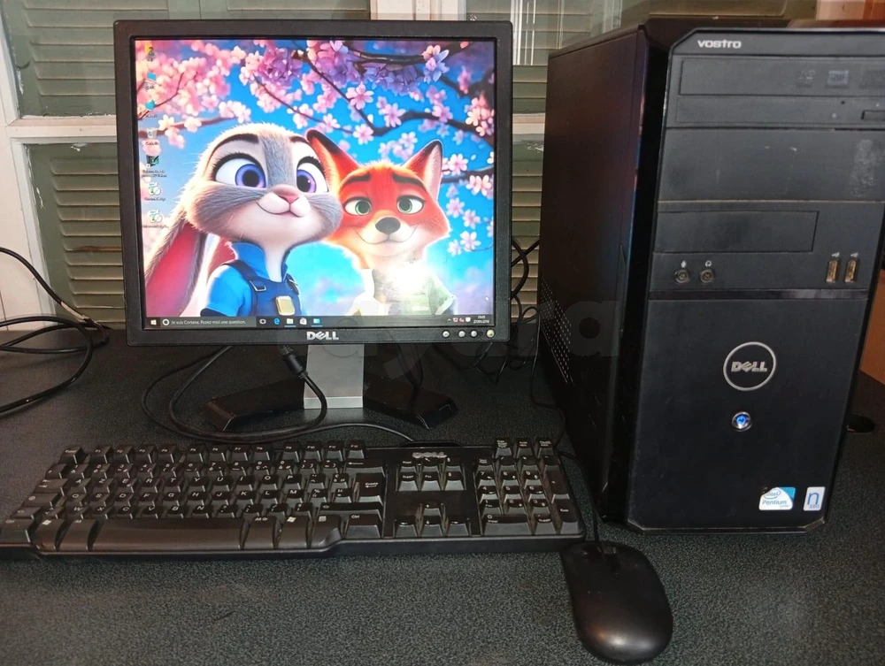 PC Bureau Complet Dell Vostro / Dual-Core / 4Go RAM