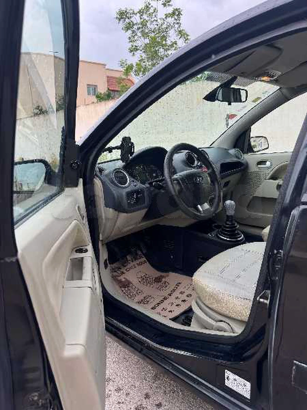 Carte voiture Ford Fiesta