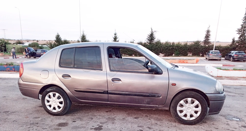 Carte voiture Renault Clio