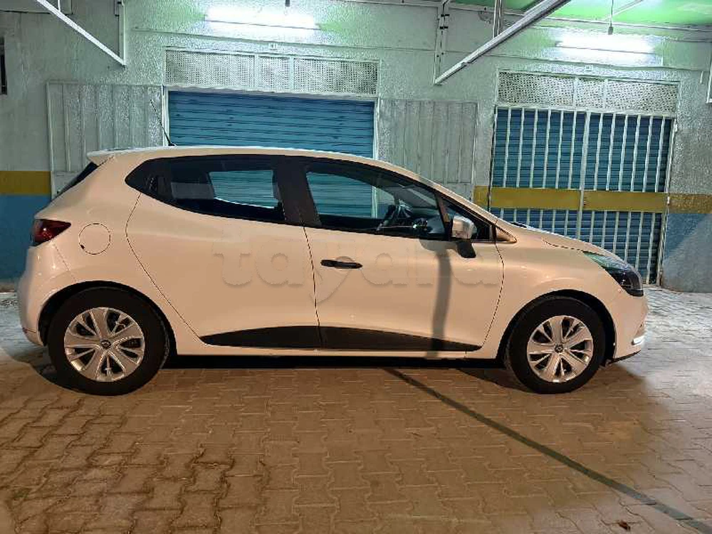 Carte voiture Renault Clio