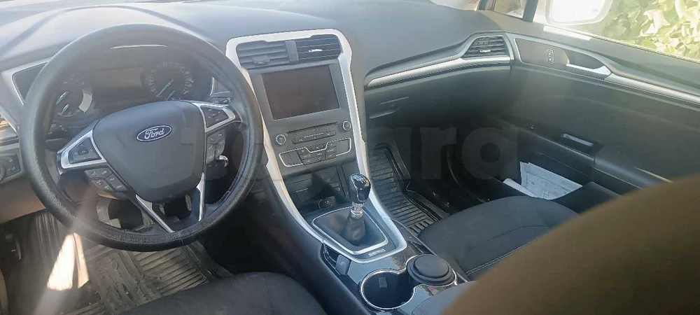 Carte voiture Ford Fusion