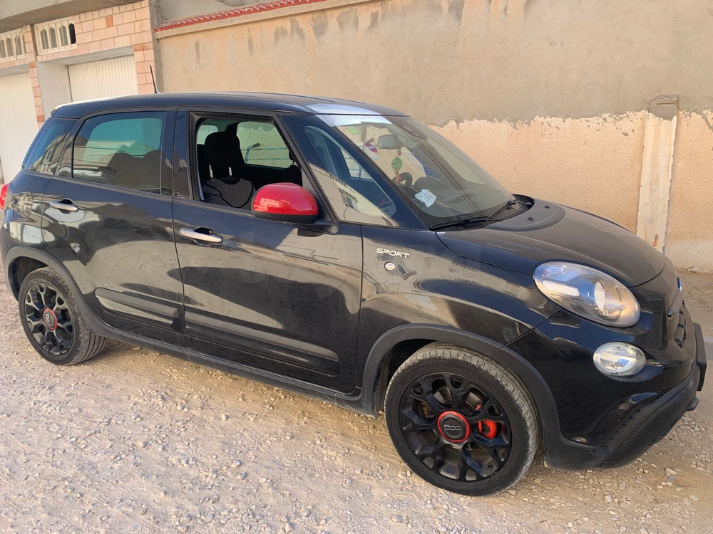 Carte voiture Fiat 500L