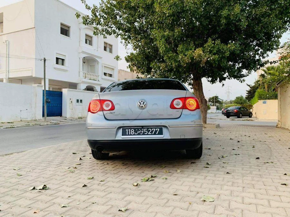 Carte voiture Volkswagen Passat